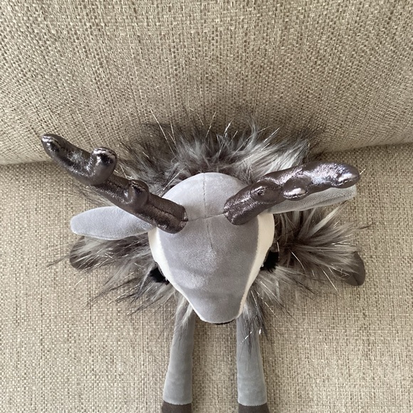 JellyCat London Medium Liza Reindeer Plush Stuffed Animal Toy - Picture 7 of 13